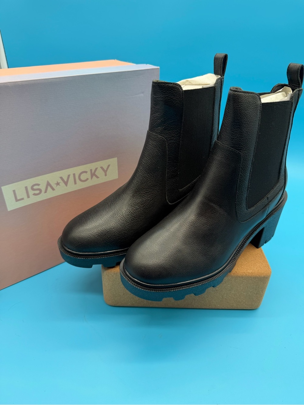 Lisa Vicky Black Chelsea Ankle Boots for Women US 8.5 M